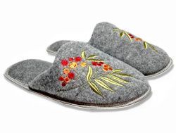 Aroma Felt Slippers Size 10-12 Grey
