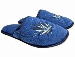 Aroma Felt Slippers Size 10-12 Blue Aroma Felt Slippers Size 10-12 Blue